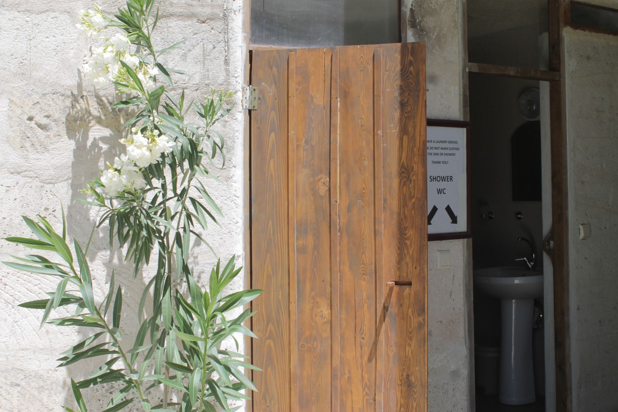 Yasin'S Place Backpackers Cave Hostel Göreme Exterior foto