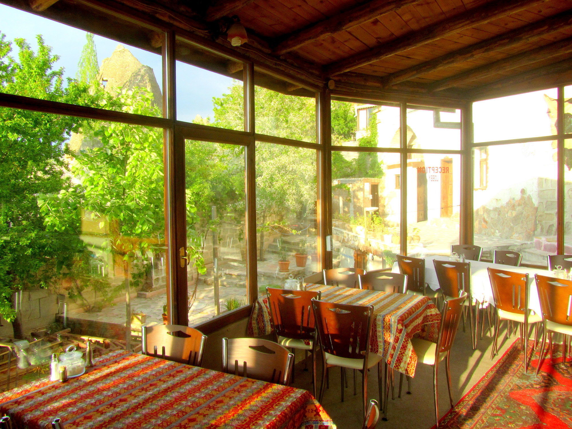 Yasin'S Place Backpackers Cave Hostel Göreme Exterior foto